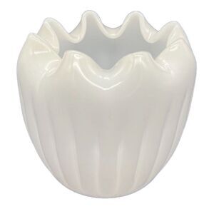 Vintage pinched ribbed milk glass rose bowl vase
